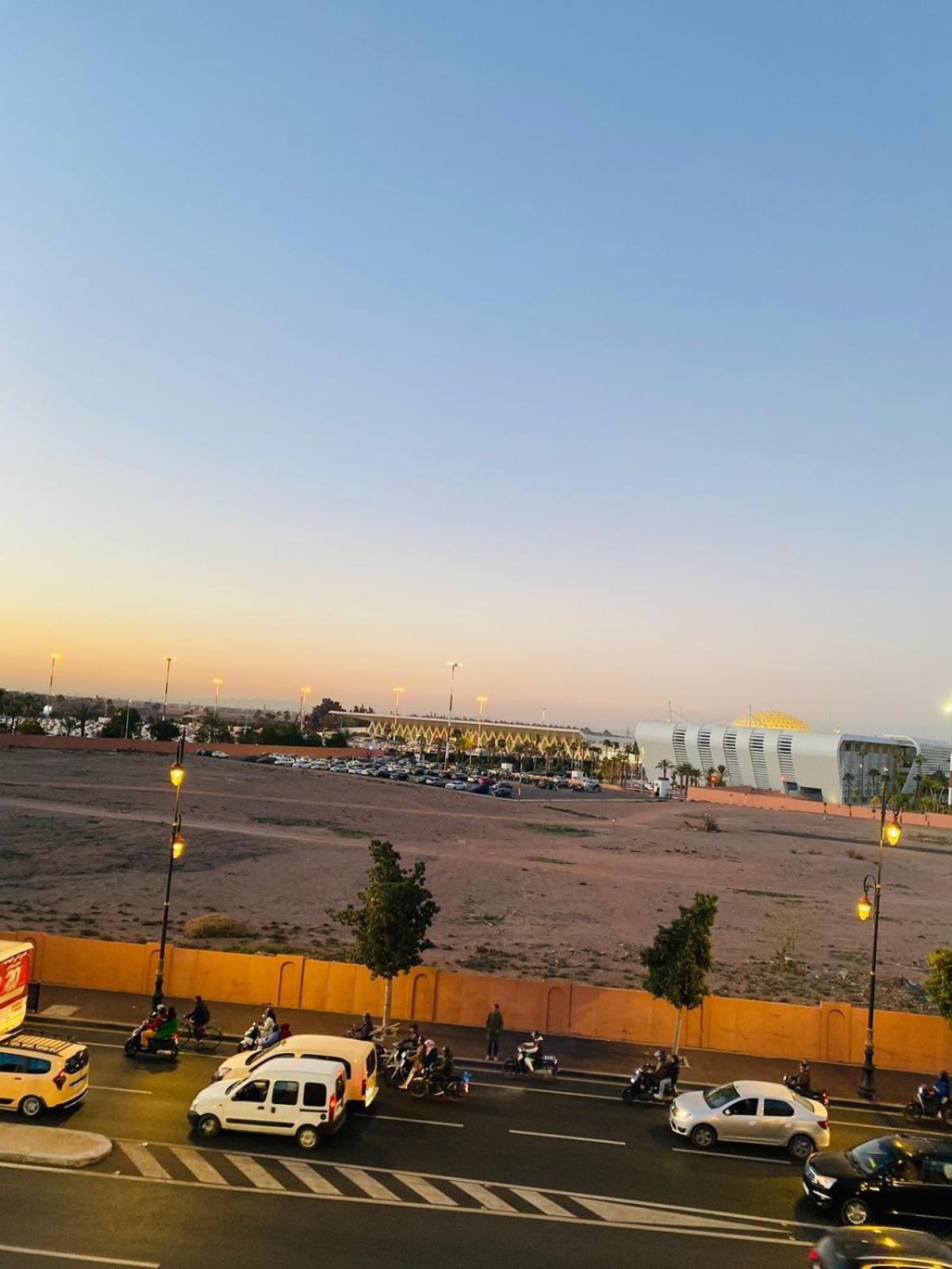 Julie'S Airport Apartment Marrakesh Exterior photo